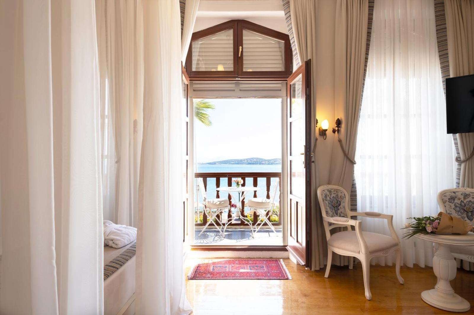 Rasim Palas Çeşme Exterior foto